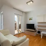 One-Bedroom Apartment Albis With Balcony And Parking In Rovinj