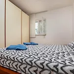 One-Bedroom Apartment Albis With Balcony And Parking In Rovinj
