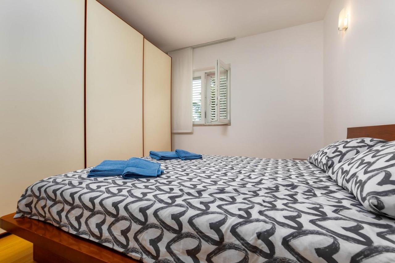 One-bedroom Albis With Balcony And Parking In Appartement Rovinj